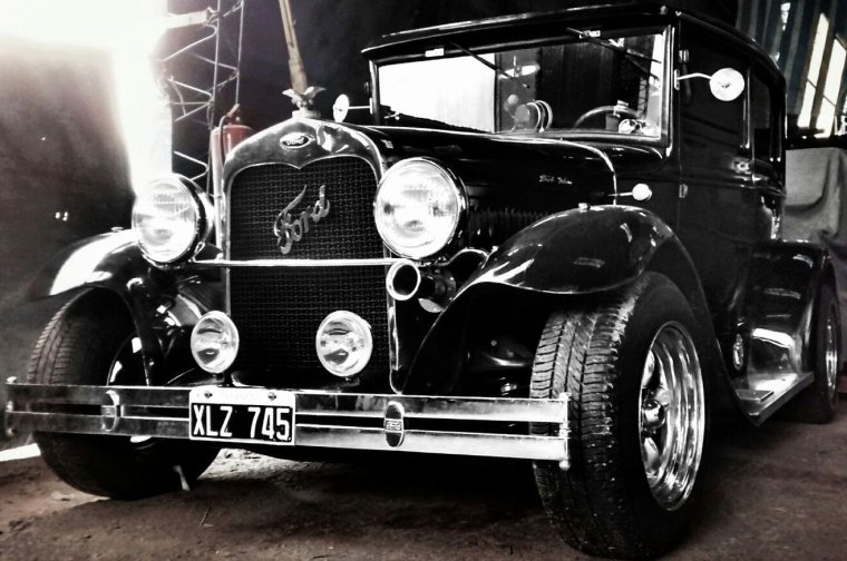 Ретро автомобиль мафии