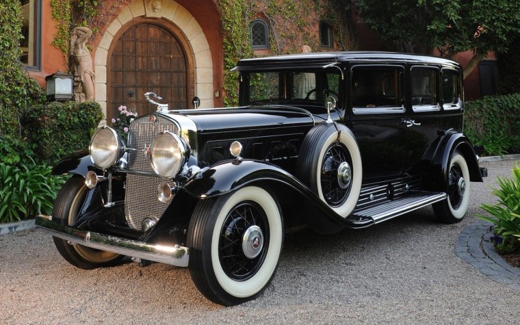 Cadillac v16 1930