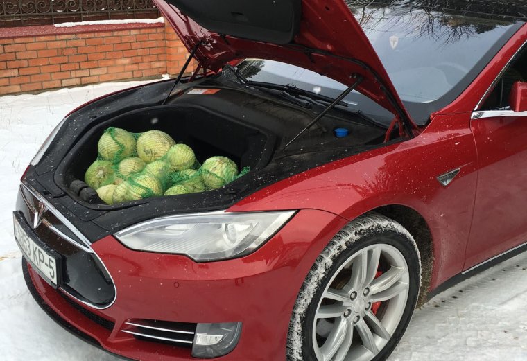 Картошка в багажнике