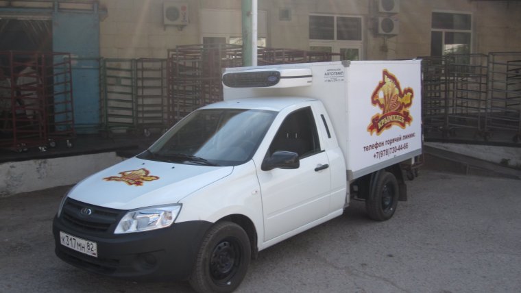 Грузовик хлеб