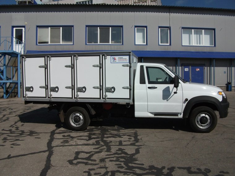 ГАЗ 3309 хлебный фургон