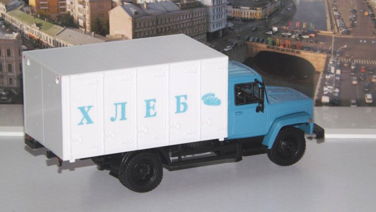 УАЗ профи хлебовоз