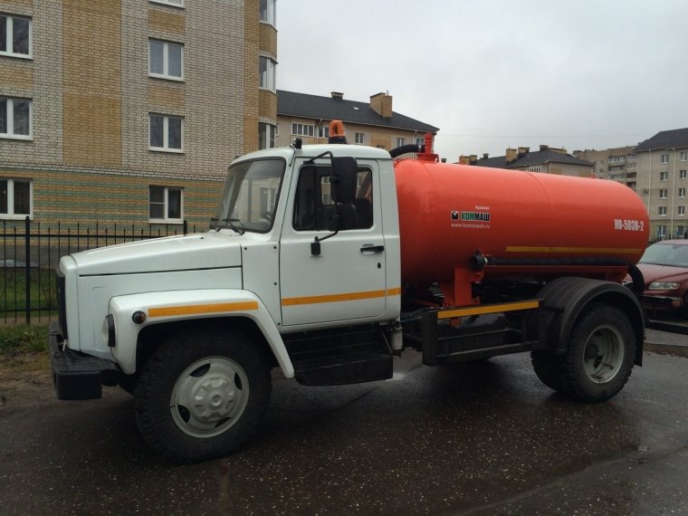 ГАЗ 3309 ассенизатор