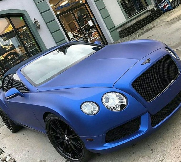 Bentley Continental gt Blue