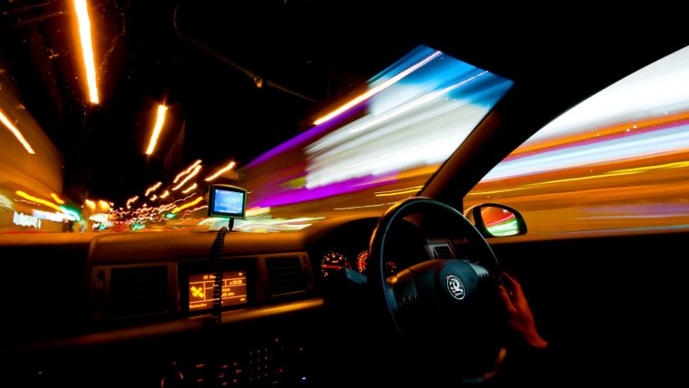 За рулем ночью