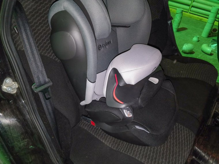 Изофикс на калине 2 спорт