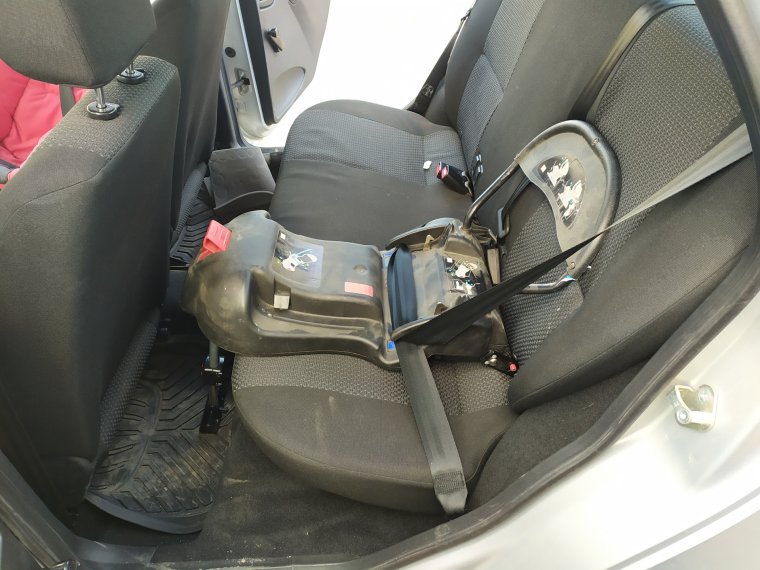 Крепление изофикс Лада Гранта