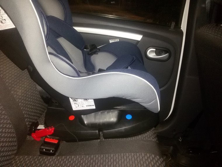 Изофикс Лада Веста