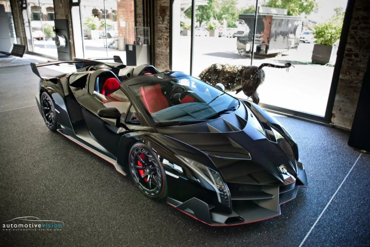 Lamborghini Veneno родстер