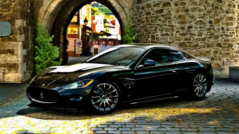 Мазерати x900