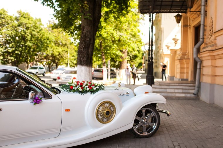 Свадебная ретро машина