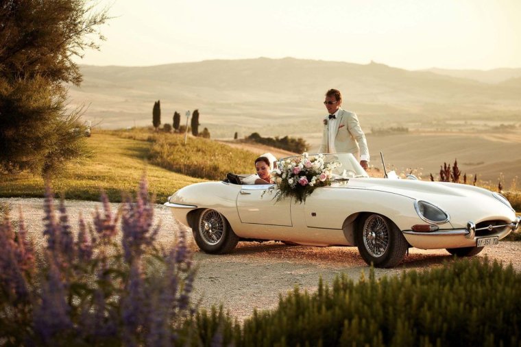 Свадебный автомобиль во Франции