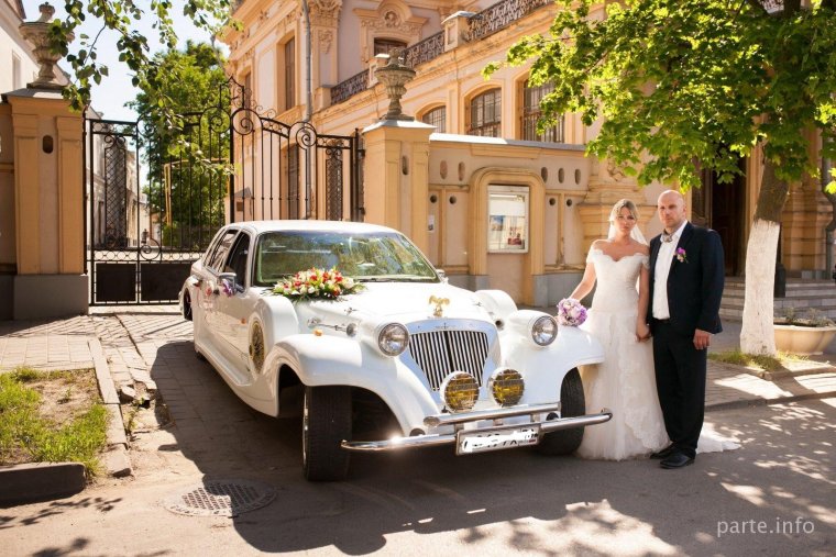 Свадебная ретро машина
