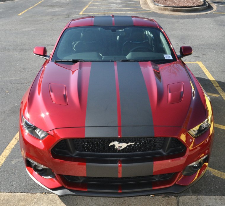 Ford Mustang 2016 Black Red Stripes