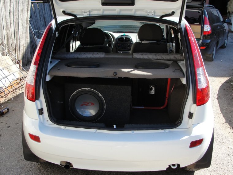 Лада Калина универсал багажник ГБО