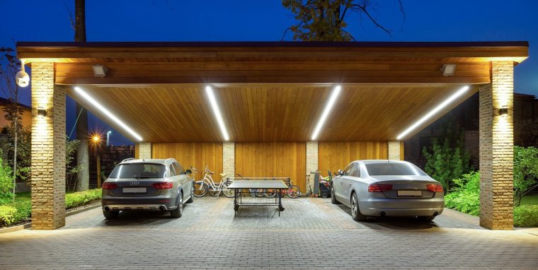 Освещение под навесом для машины
