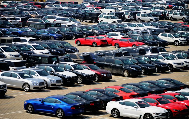 Китай много машин