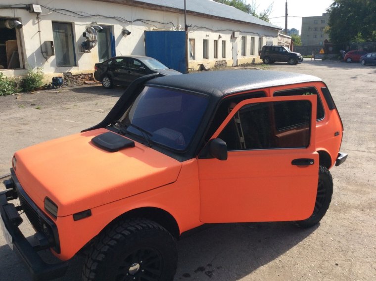 Нива цвет хаки 303 Раптор