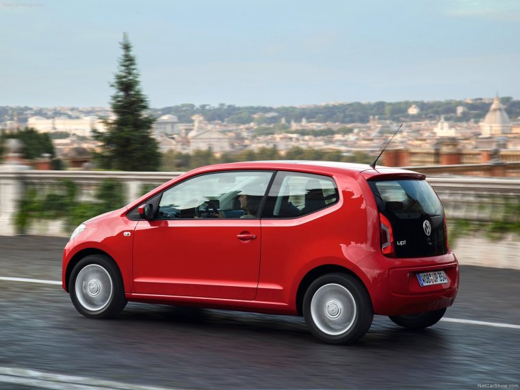 Volkswagen up 2013