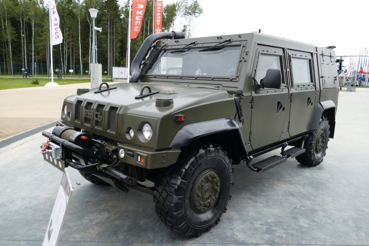 Iveco LMV Гражданский