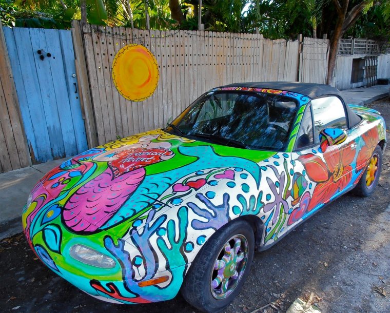 Машина в Paint