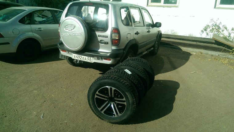 Колесо Нива Шевроле Шевролет