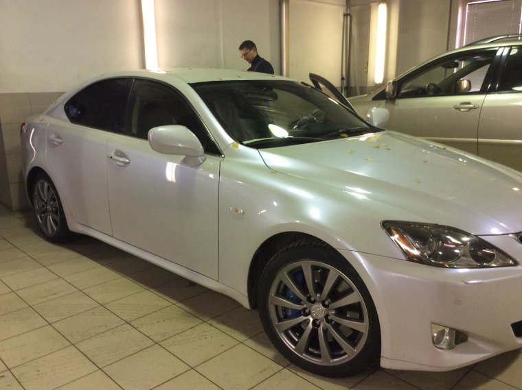 Лексус is 250 жемчужный