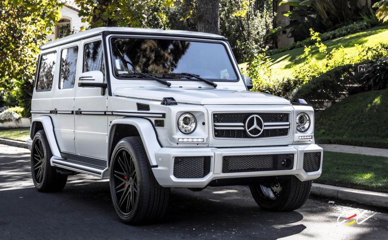 Mercedes Benz AMG g63 Brabus белый