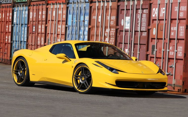 Ferrari 458 Spider желтая
