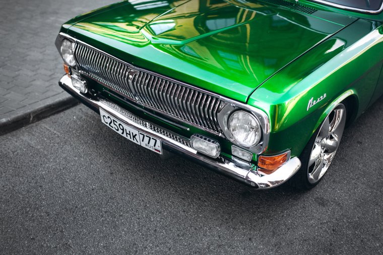 Волга ГАЗ 24 зеленая