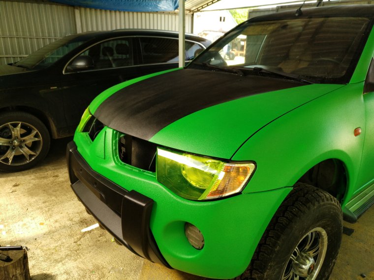 U-Pol Raptor 2 цвета