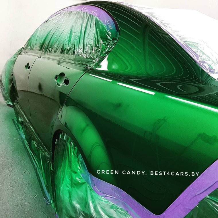 Кэнди Грин с флейками