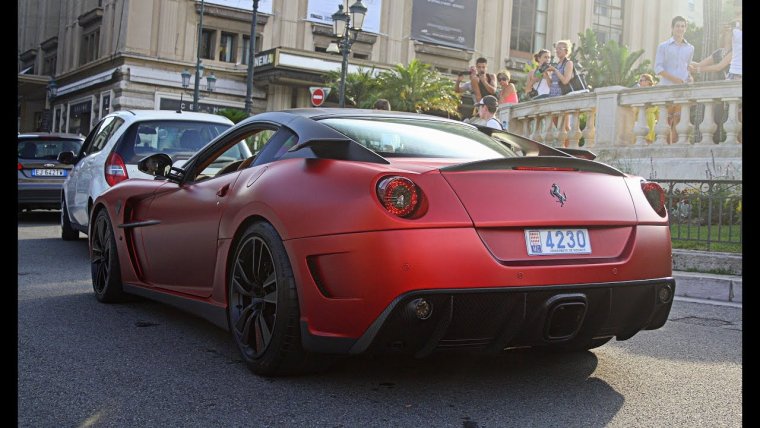 Ляйсан Утяшева машина