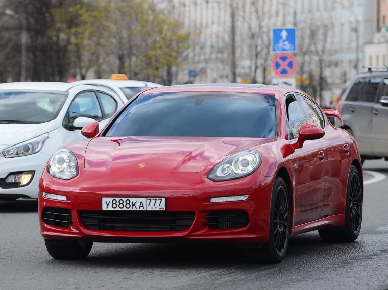 Кабриолет Ламборджини Феррари