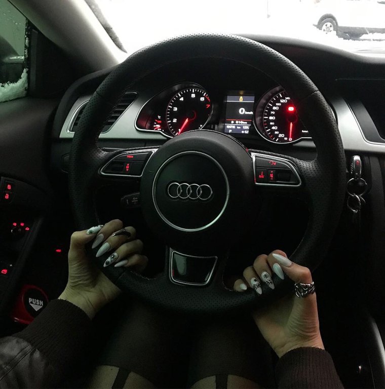 За рулем Ауди а4