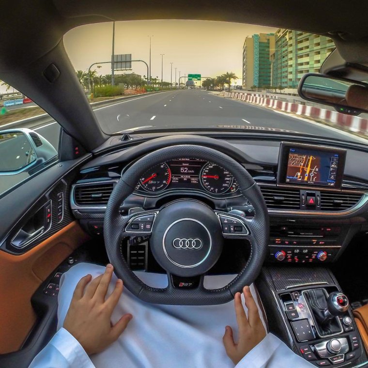 Ауди rs7 салон