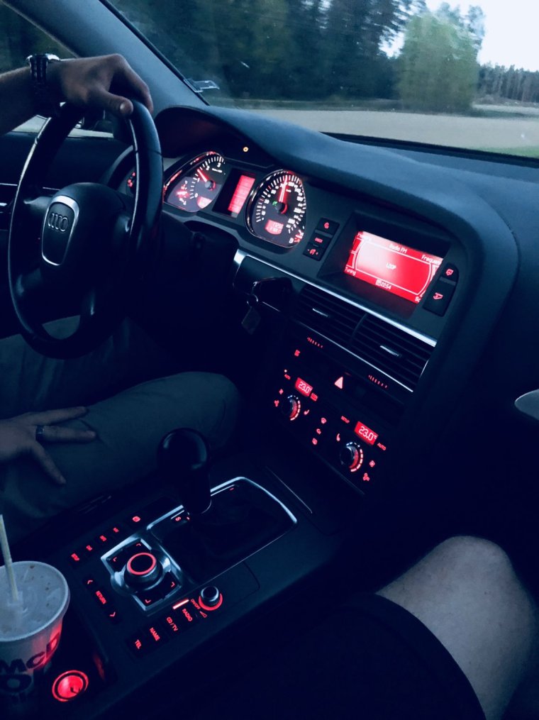 Авто из салона