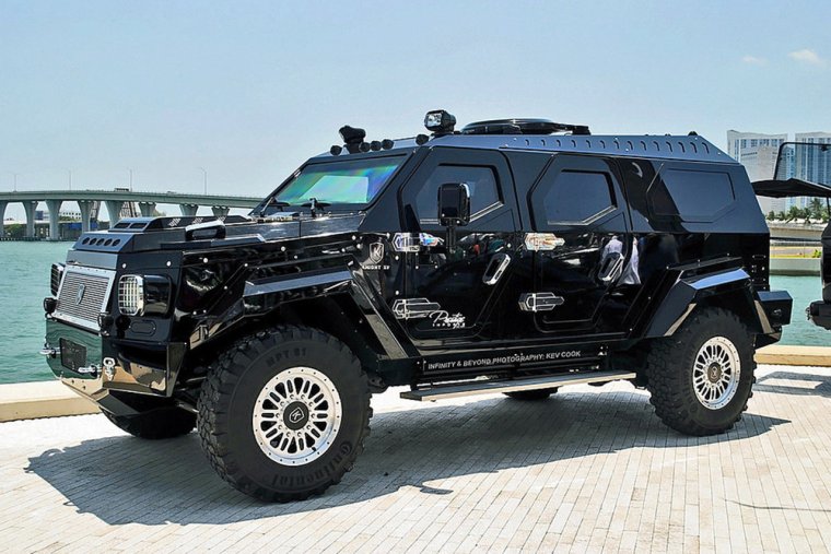 Conquest Knight XV машина