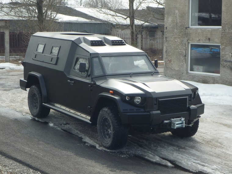 Броневик комбат т-98