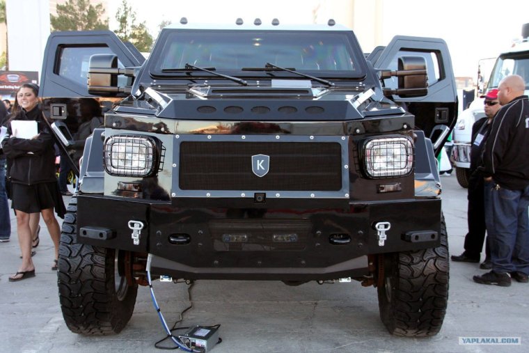 Броневик Knight XV