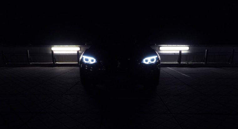 BMW черный ксенон