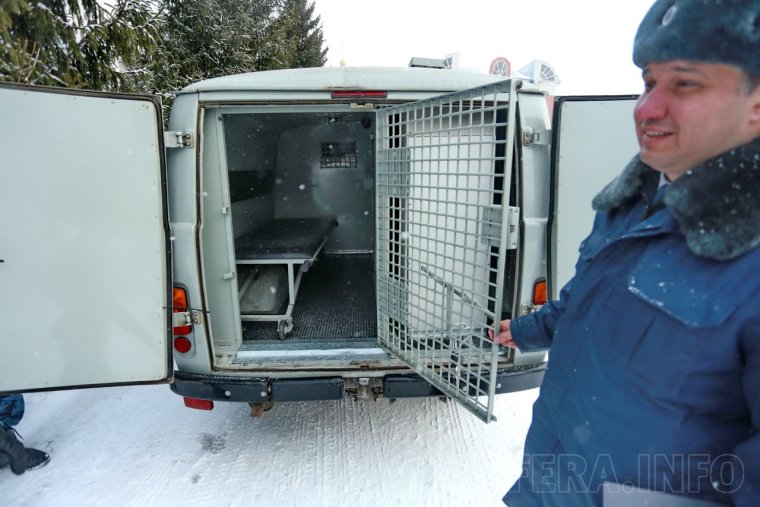 Машина для перевозки заключенных