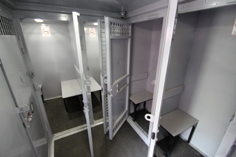 Автозак ГАЗ внутри