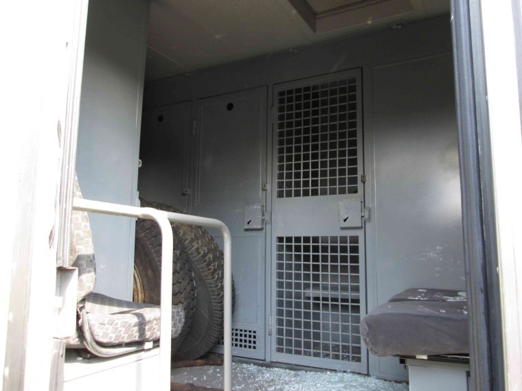 Автозак МАЗ внутри