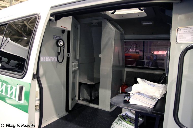 Автомобиль для перевозки спецконтингента и больных