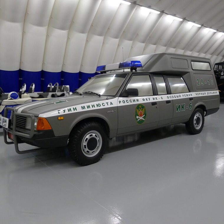 АЗЛК 2901 милиция