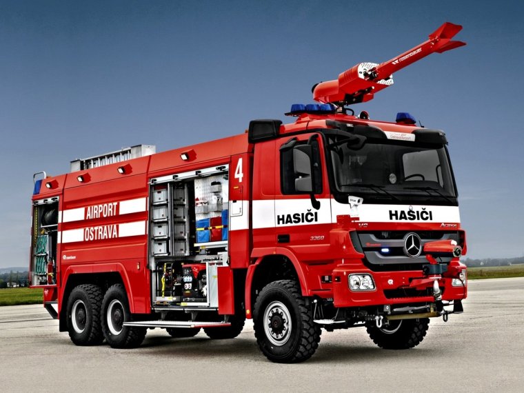 Rosenbauer пожарная машина