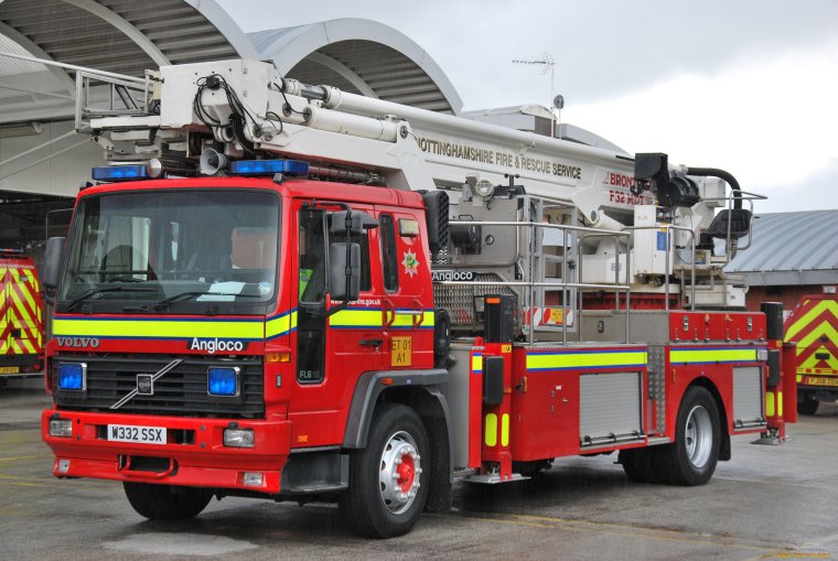 Европейская пожарная машина