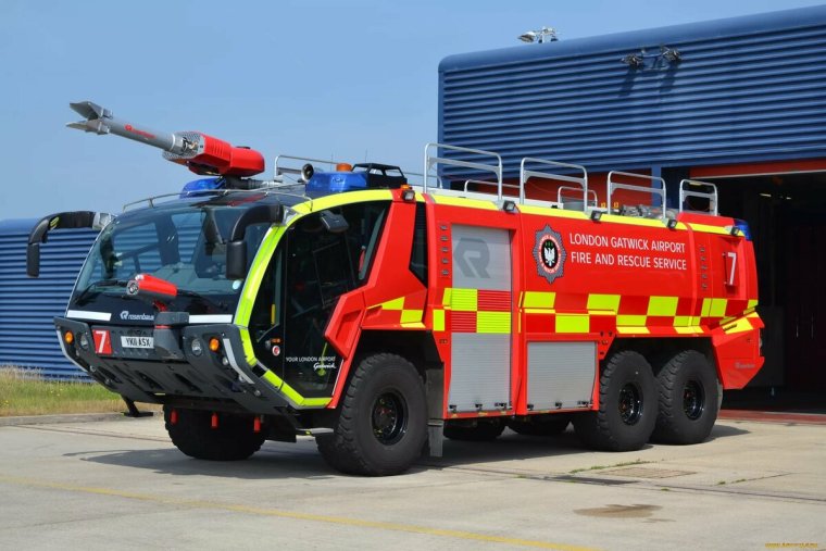 Пожарная машина МЧС