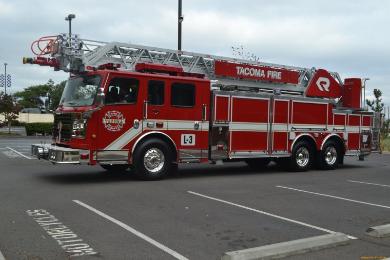 Американские пожарные машины в России